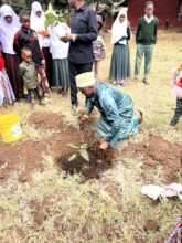 Demonstration on tree plating at Galapo School