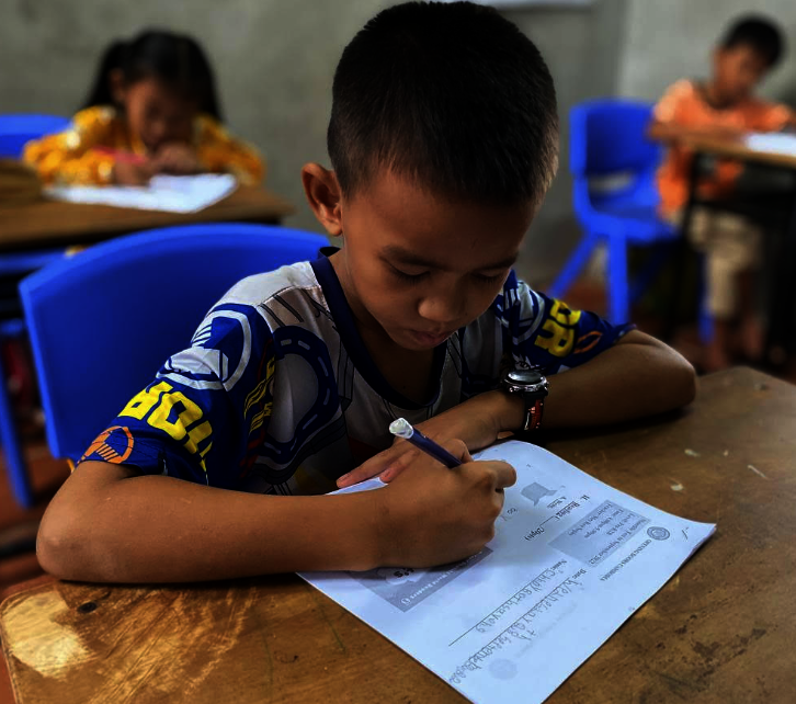 Empower Cambodian children with English language