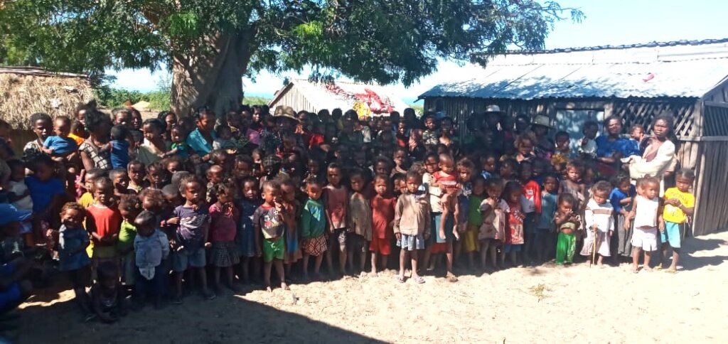 Donate to Feeding 1000 children in the South of Madagascar - GlobalGiving