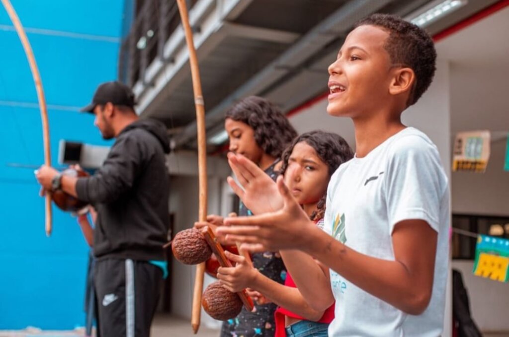 Students in capoeira class.