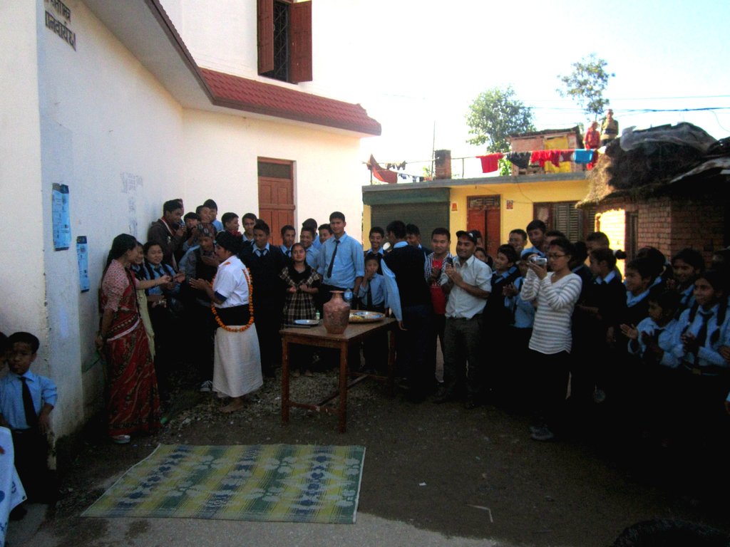 Before the drama, welcoming the actors on stage.