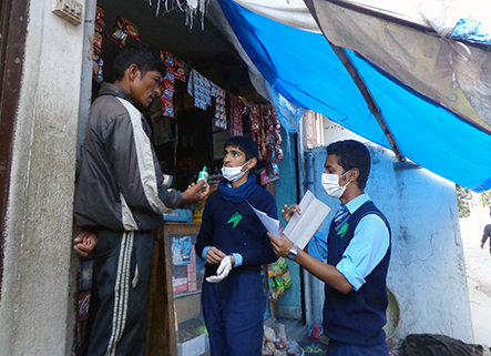 Discussing with Shop Owner on Chlorine