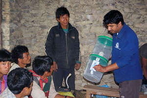 Orienting on use of filter