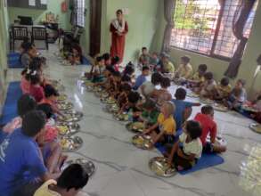 Feed special lunch to the children this Christmas