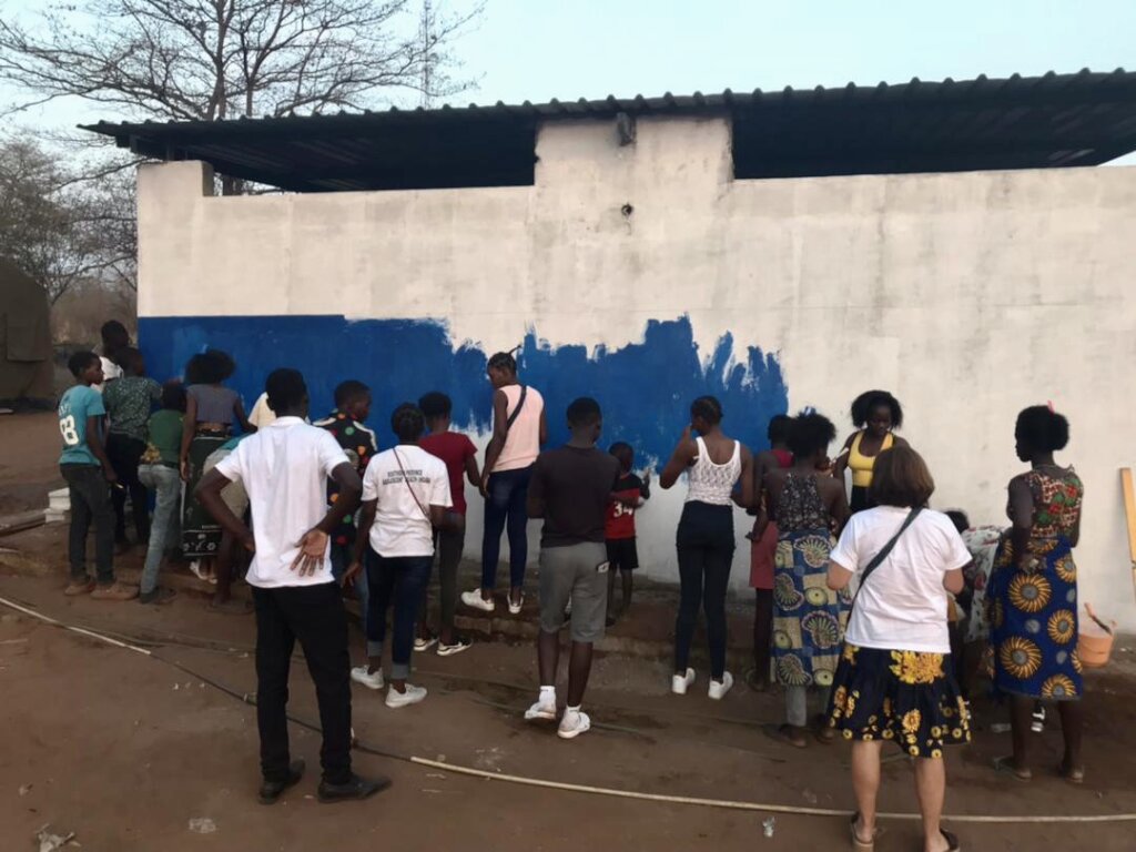 Help develop a Youth Friendly Space in Simonga