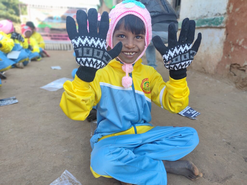 This Winter: Give A Warm Dress to A Street Child