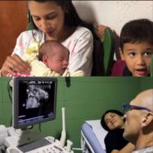 Comprehensive care for young pregnant teenagers