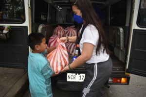 Street children also received assorted food packs.