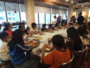 Mealtime after their session with our volunteers