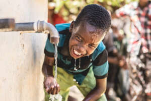 HELP US TACKLE WATER CRISIS 1 COMMUNITY AT A TIME