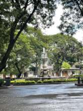 Central Park in Antigua, usually thronged!