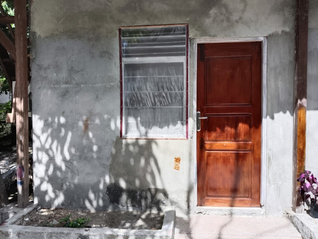 Provide Essential Lab Services for Women in Papua