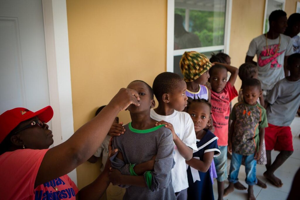 Help PIH Combat Cholera Outbreak in Haiti