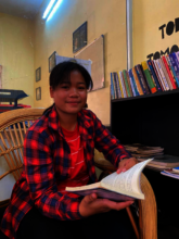 Salinh reading in the Dream library