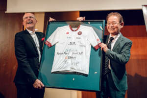 KIWL co-founder Rob with special gift