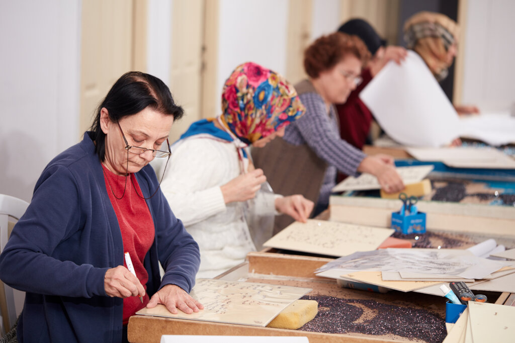 Support Low Income Women Through Cooperatives