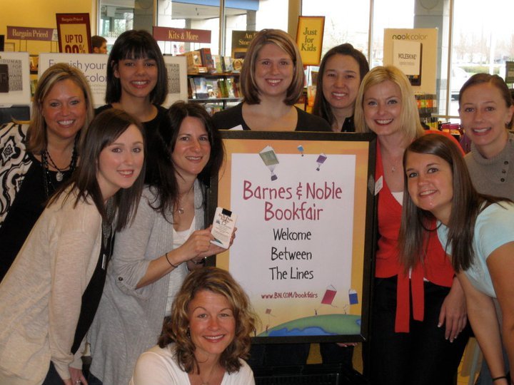 Junior League Volunteers at the book drive