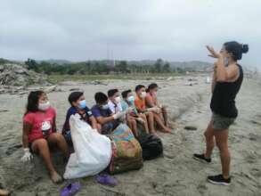 Volunteer Leads Beach Clean Up