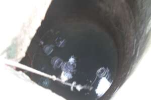 Litter in water well