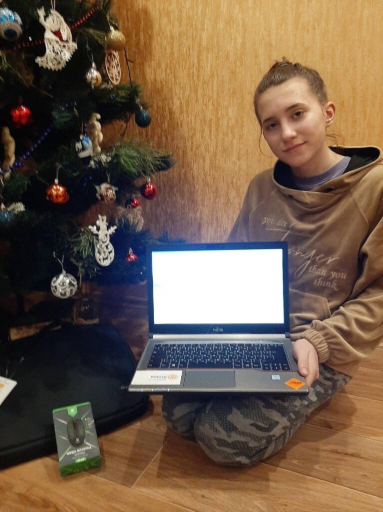 Laptops for Schoolchildren in Ukraine