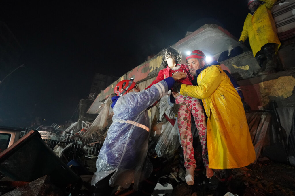 Heal the Wounds in Turkiye