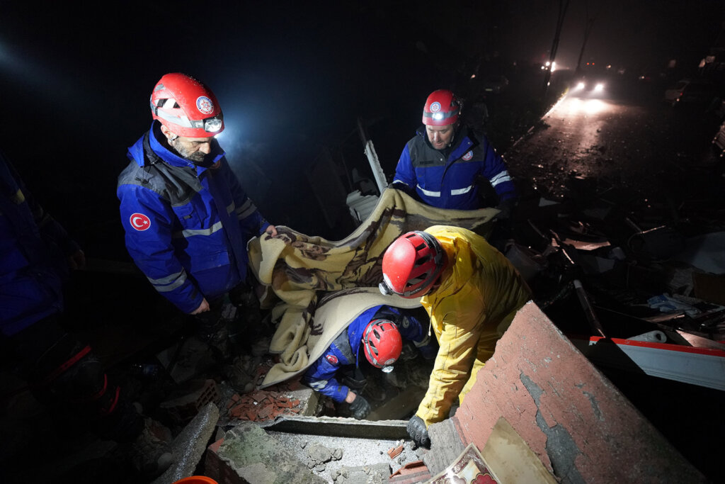 Heal the Wounds in Turkiye