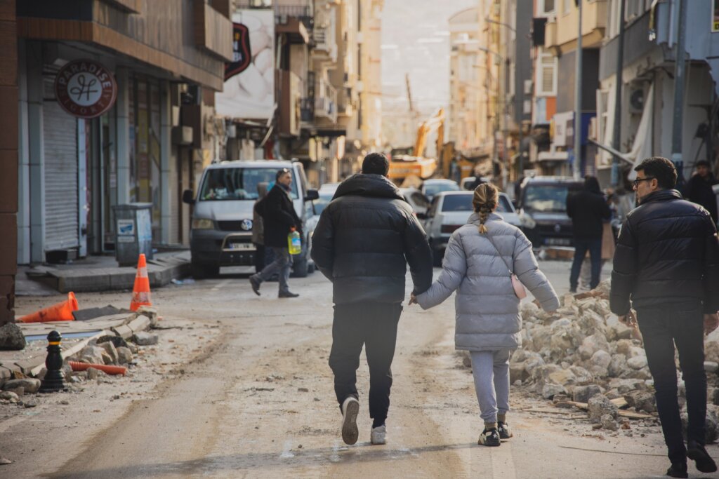 Build Laundry and Shower Facilities in Turkiye