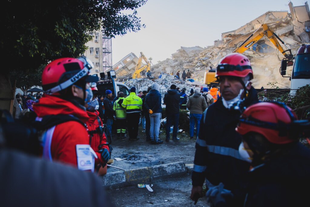 Build Laundry and Shower Facilities in Turkiye