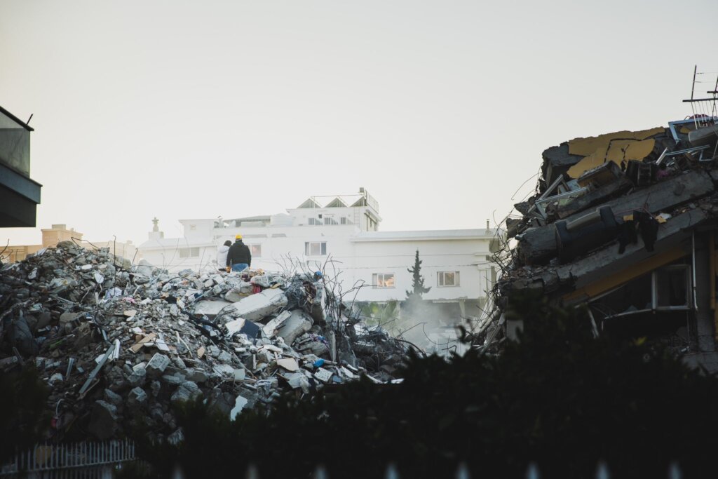 Build Laundry and Shower Facilities in Turkiye