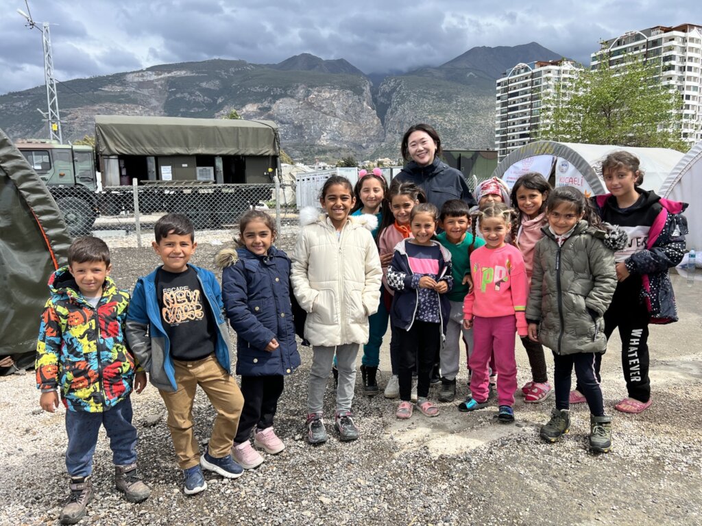 Build Laundry and Shower Facilities in Turkiye