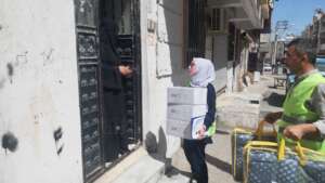 Distribution of relief supplies in Sanliurfa
