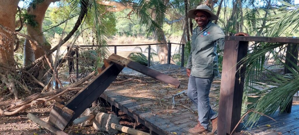 Rebuild flood damaged Savannah Research Centre