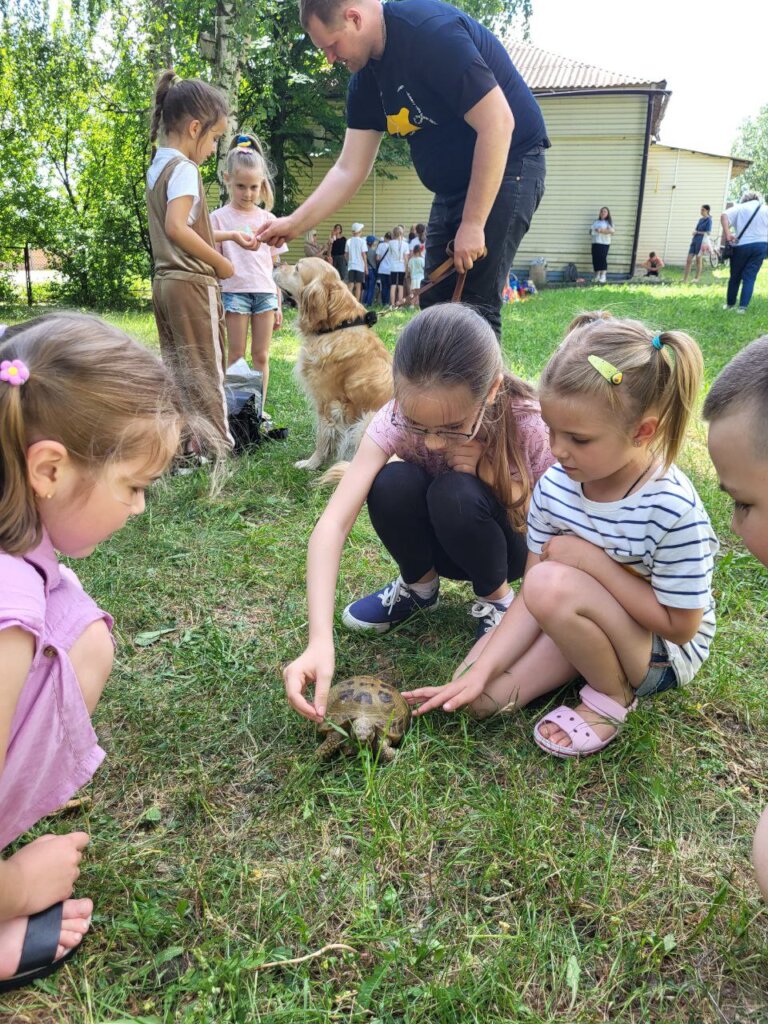 Emotional recovery spaces for children in Ukraine