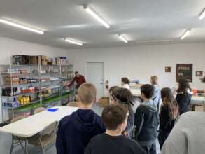 Students from Greentown, IN food drive fundraising