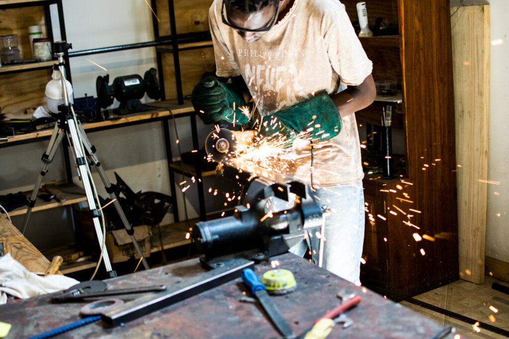 Support manufacturing of e-cargo bikes in Tanzania