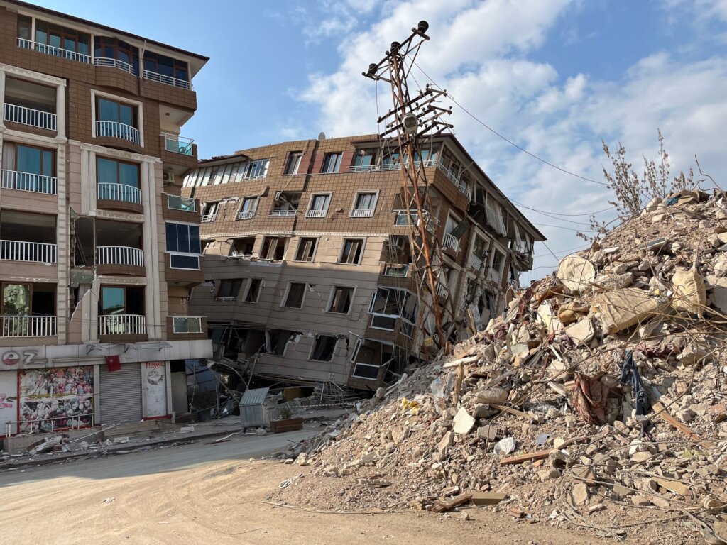 Emergency Earthquake Relief to Turkey