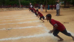 Neelbagh school children playing running race
