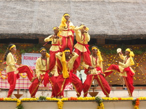 I and Friends performing Kamsale on the Annual Day