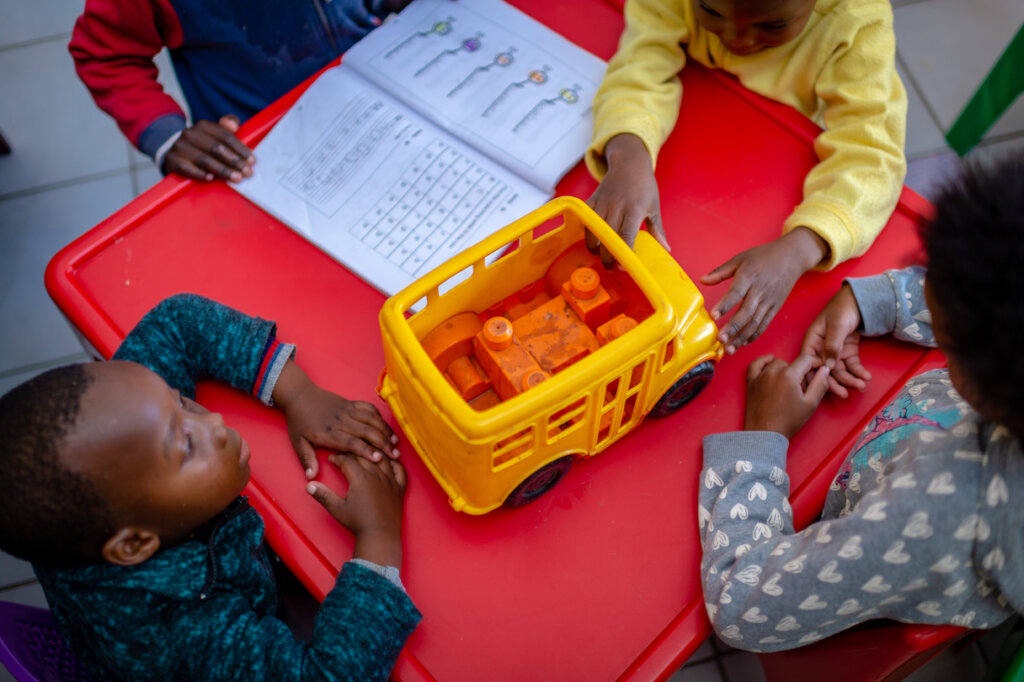 Nutritious meals for 150 hungry children in Soweto