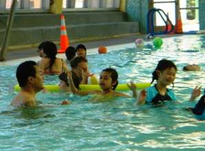 KEEN swimmers