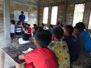 Champeng with his students