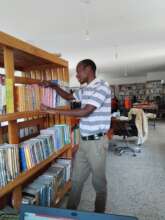 Maxwell Volunteering At Jifundishe Library