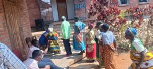 Waiting in queue for crisis flour