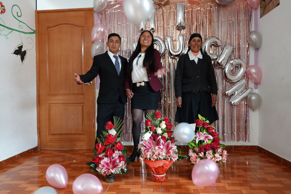 Higher Education for 90 Andean Young People