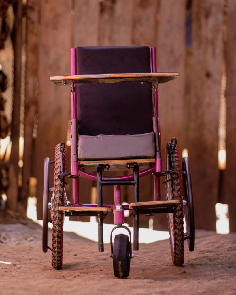 Assist our Rehabilitation and Therapy Outreach.