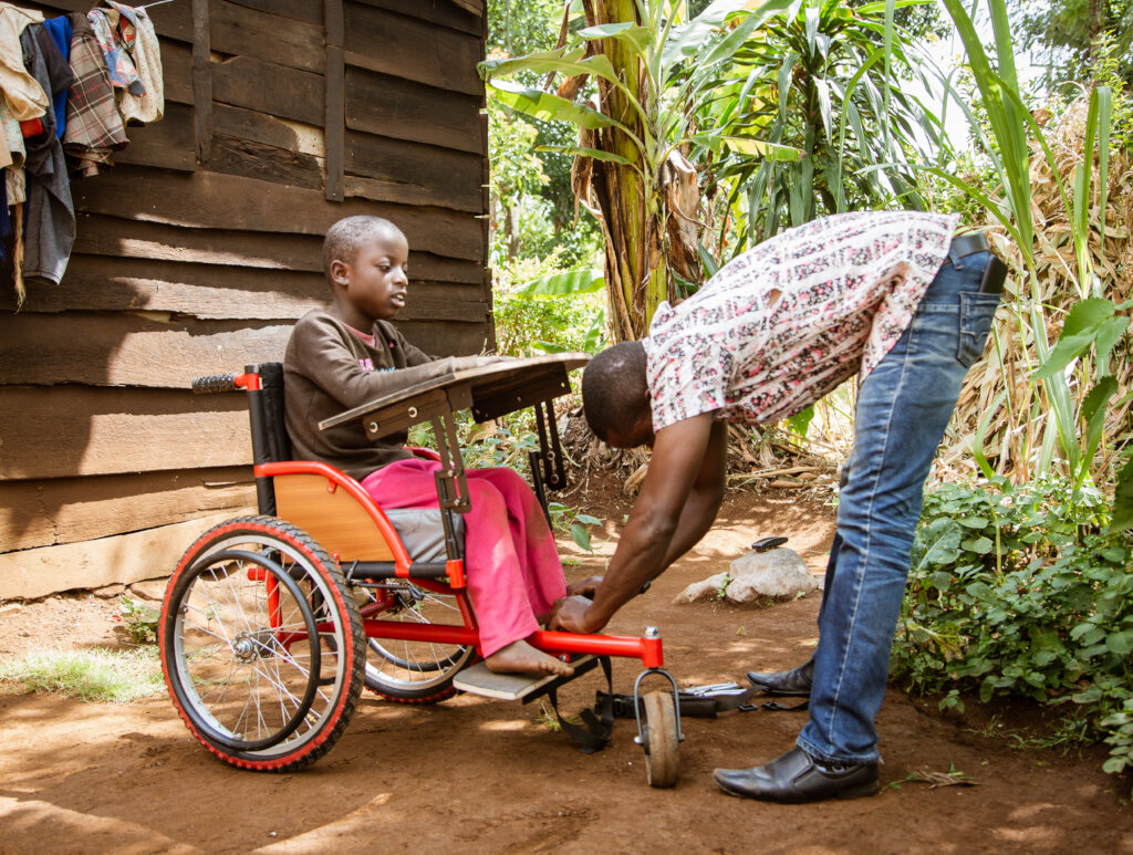 Assist our Rehabilitation and Therapy Outreach.