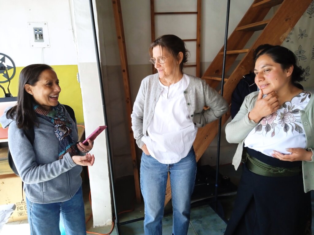 With you, it is possible Amigos de San Cristobal