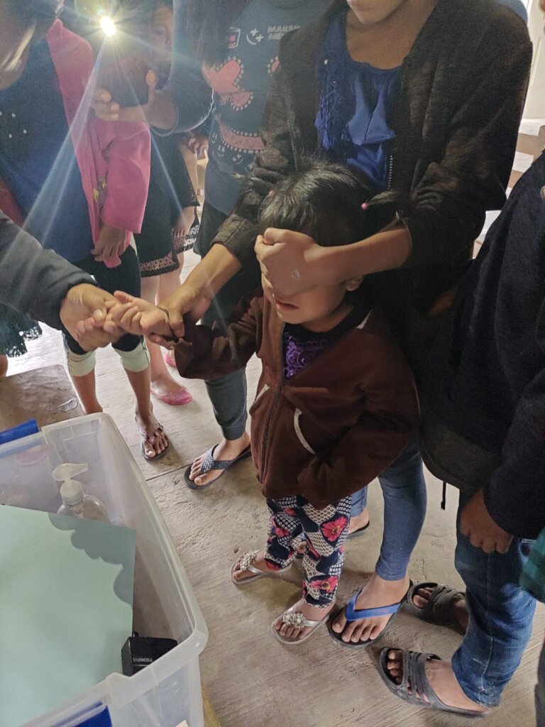 Strengthening the health of 99 Tseltal families.