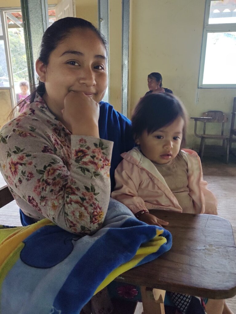 Strengthening the health of 99 Tseltal families.