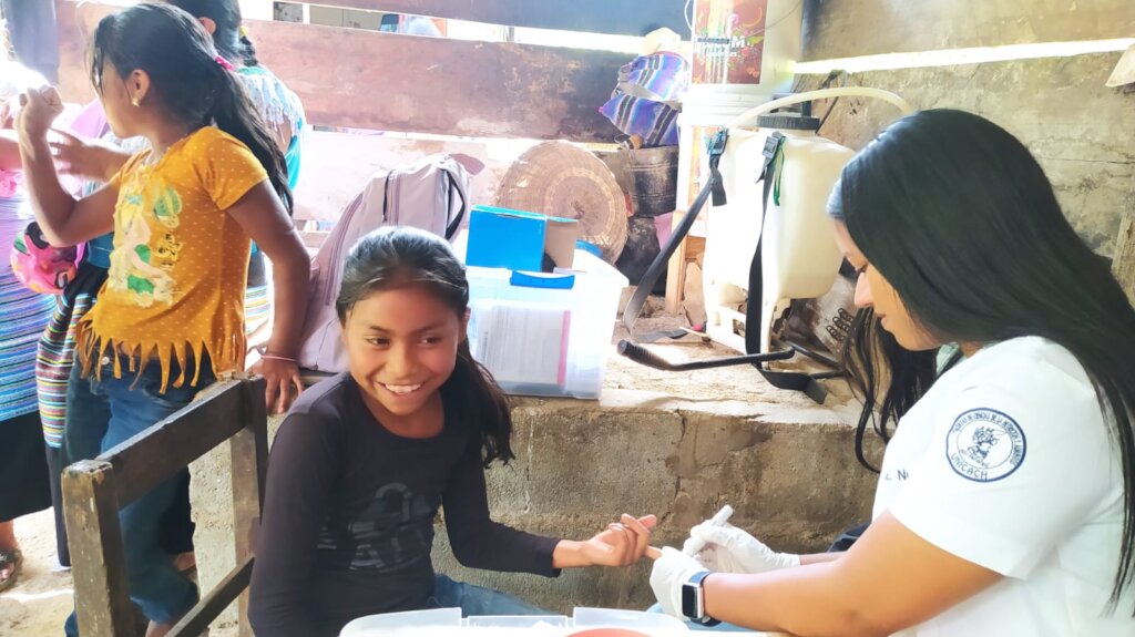 Strengthening the health of 99 Tseltal families.